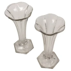 Paire de vases 'Américain' Luxval en cristal clair de Val Saint Lambert, 23 cm