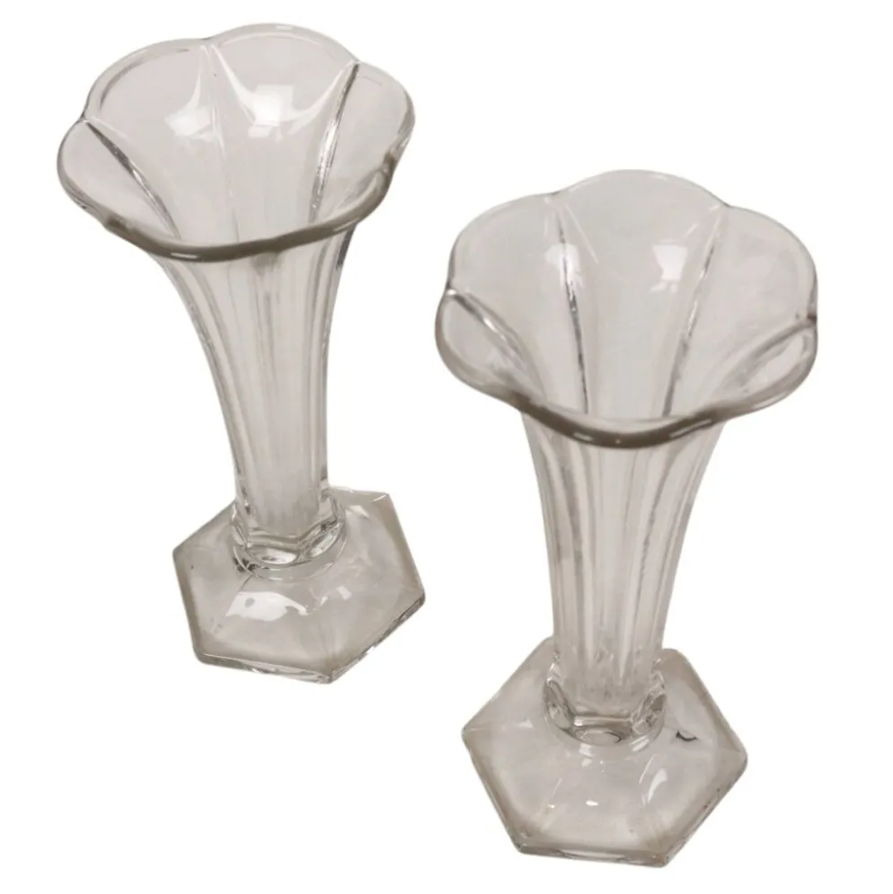 Paire de vases 'Américain' Luxval en cristal clair de Val Saint Lambert, 23 cm