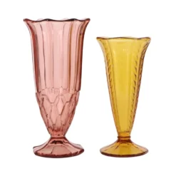 Paire de vases en verre coloré de la période Art Déco