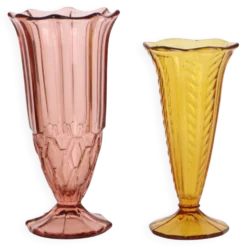 Paire de vases en verre coloré de la période Art Déco