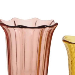 Paire de vases en verre coloré de la période Art Déco