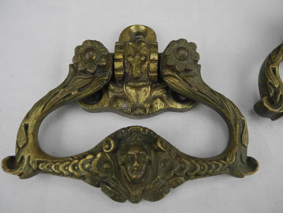 Paire poignées anciennes bronze meuble
