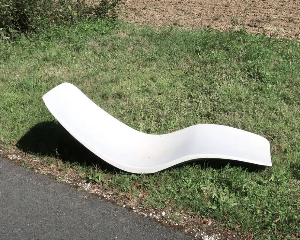 Paire transat chaise longue de Charles Zublena en fibre de verre, années 60
