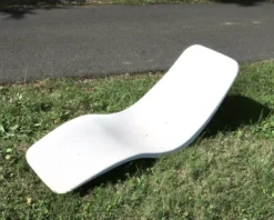 Paire transat chaise longue de Charles Zublena en fibre de verre, années 60