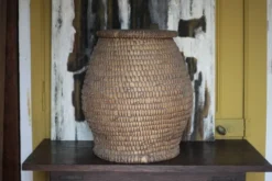 Panier ancien avec couvercle, bourgne paille et ronce, panier tressé, décor