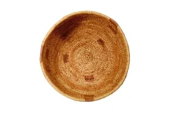 Panier artisanal tissé en feuilles de rotin, Afrique de l’Ouest, 25x16cm