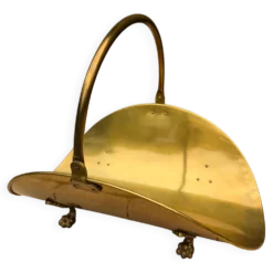 Panier à bûches en laiton, pieds griffe, années 1960