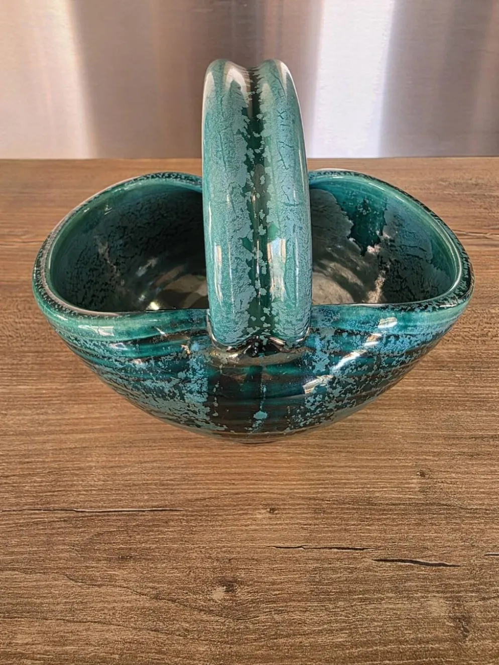 Panier céramique vintage Accolay turquoise Signé Tête de Taureau X.C