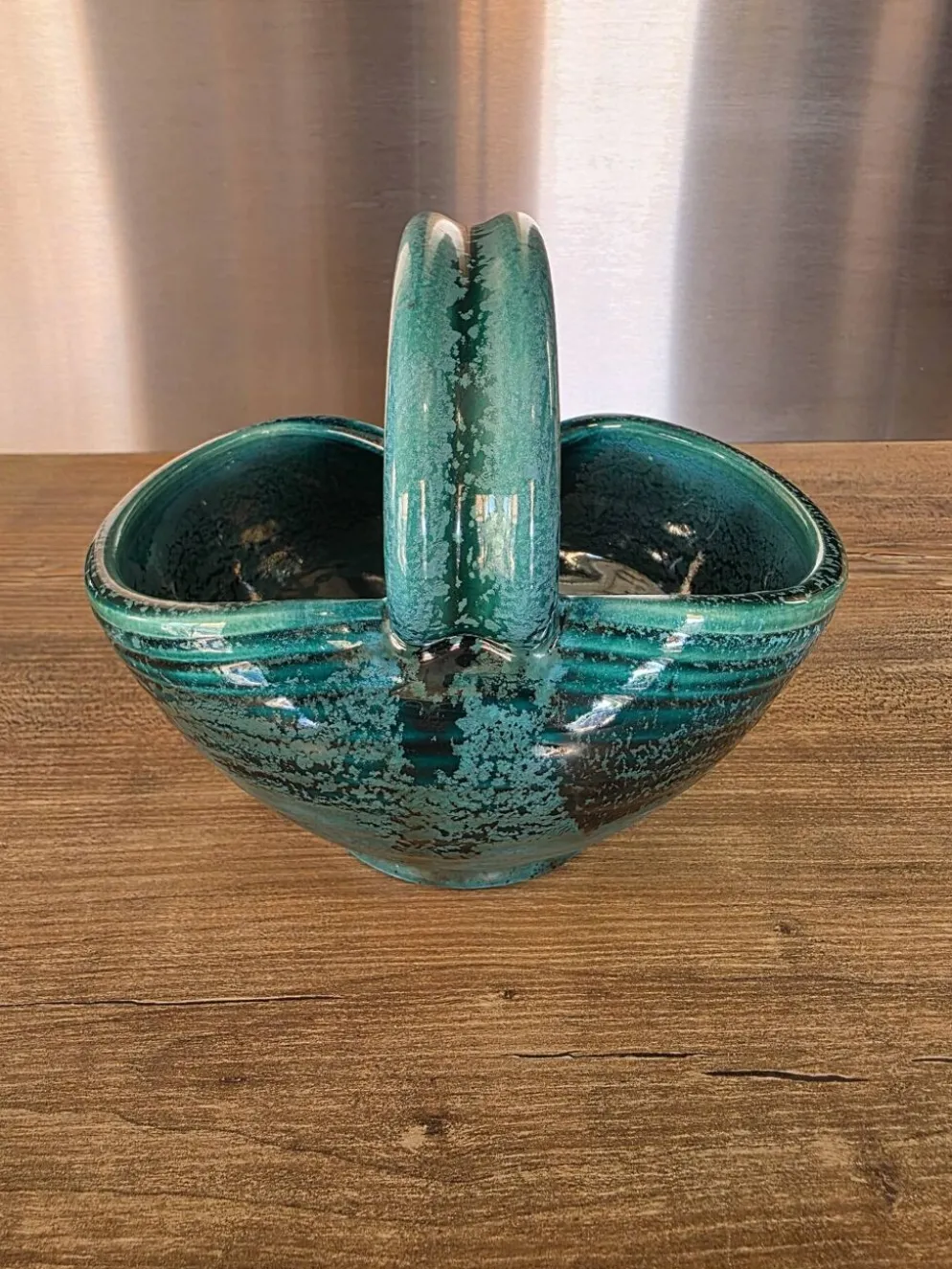Panier céramique vintage Accolay turquoise Signé Tête de Taureau X.C