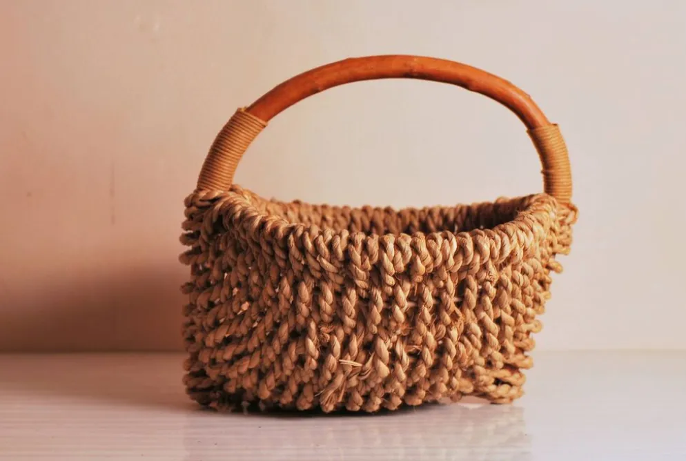 Panier de collecte antique fait main