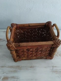 Panier de rangement en bambou