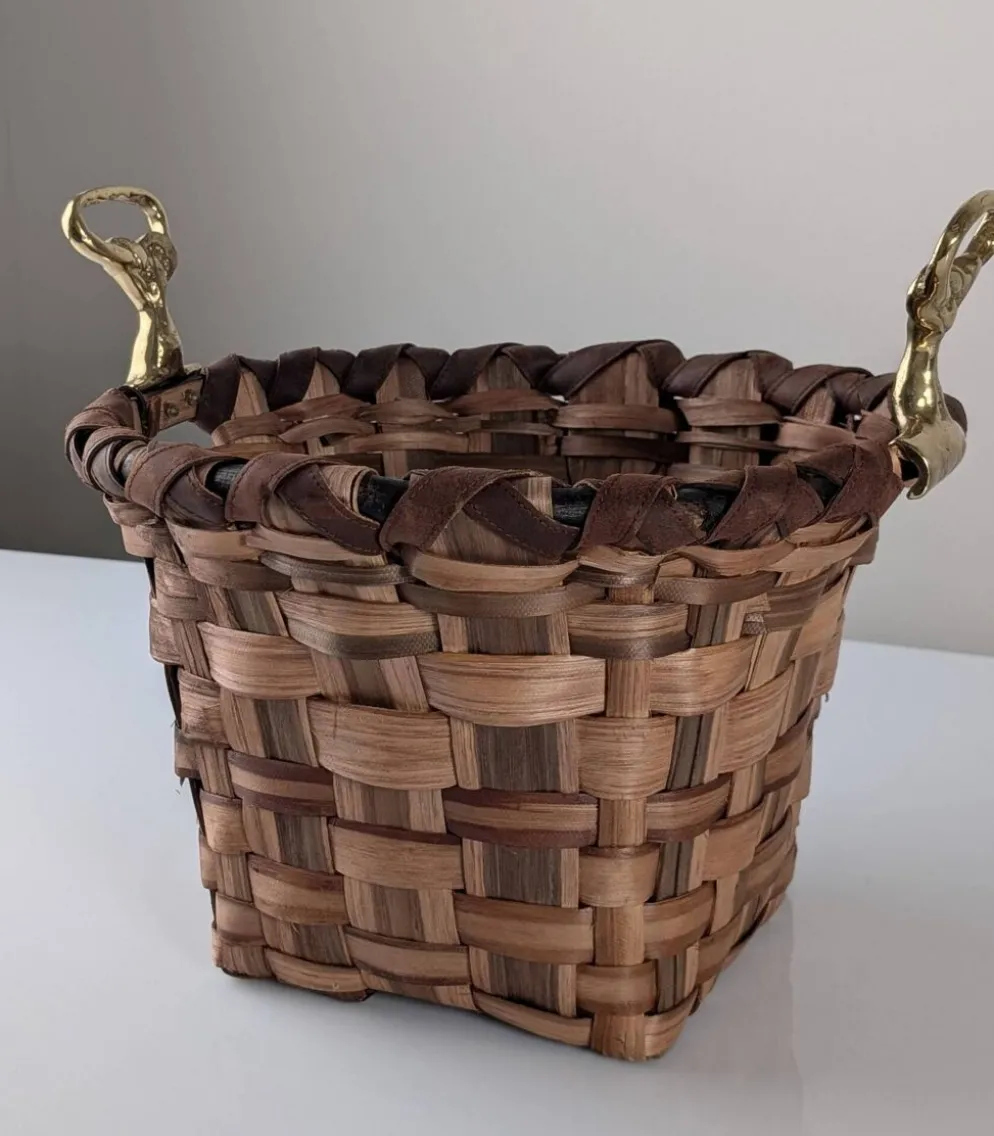 Panier en bois splint brutaliste et en laiton coulé de David Marshall, années 1970.