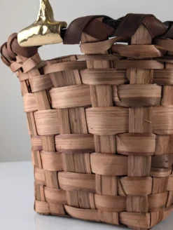 Panier en bois splint brutaliste et en laiton coulé de David Marshall, années 1970.