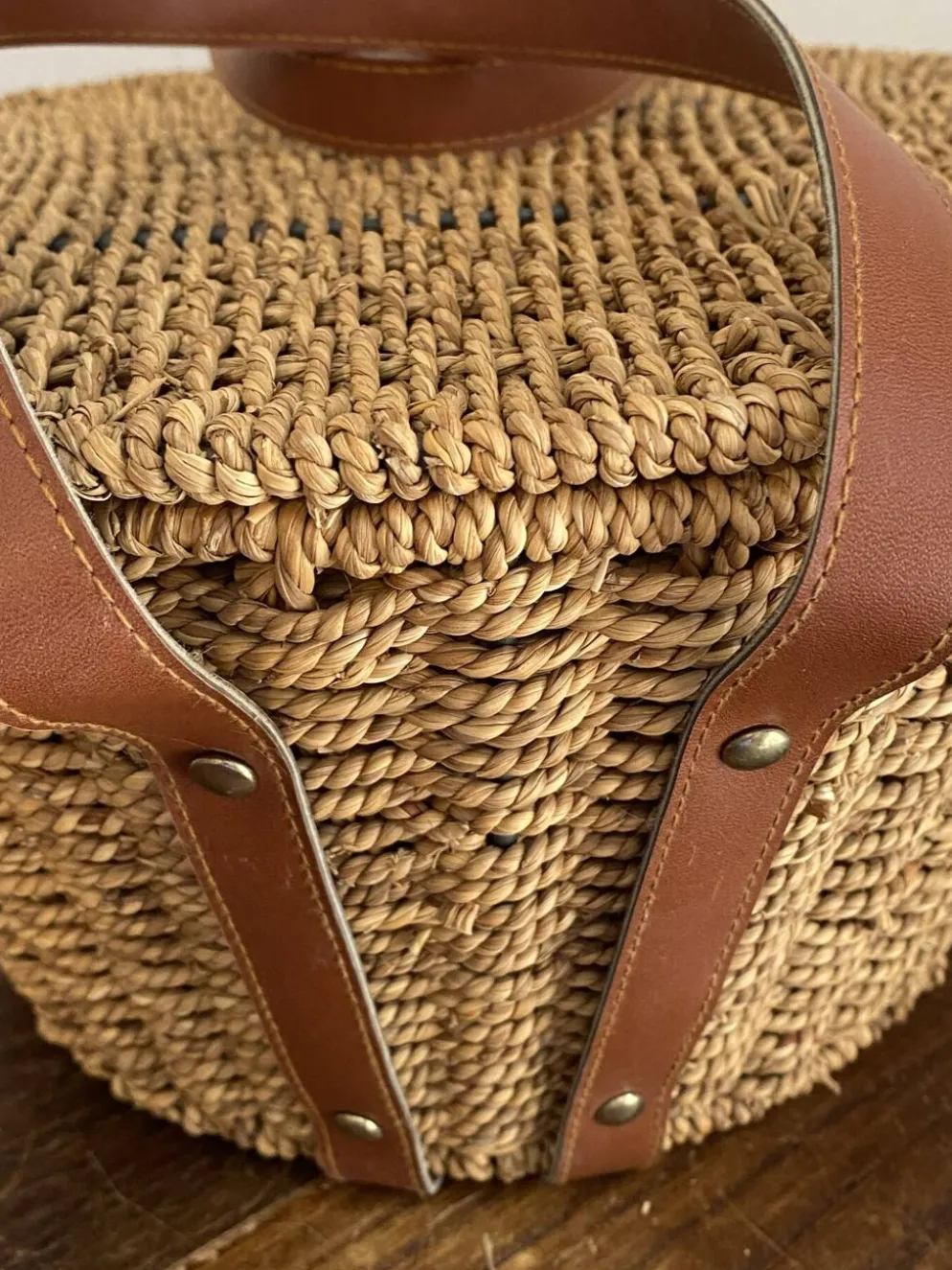 Panier en corde tressée