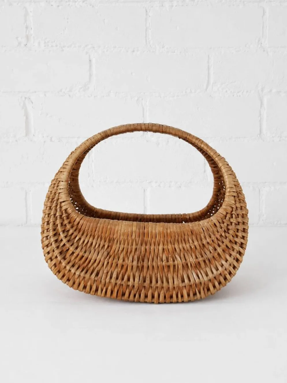 Panier en osier, années 60-70
