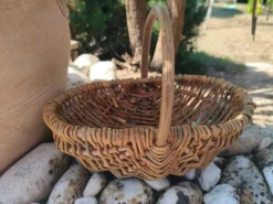 Panier en osier campagnard