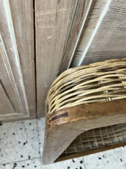 Panier en osier et bois