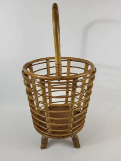 Panier en rotin années 60