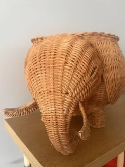Panier éléphant en rotin