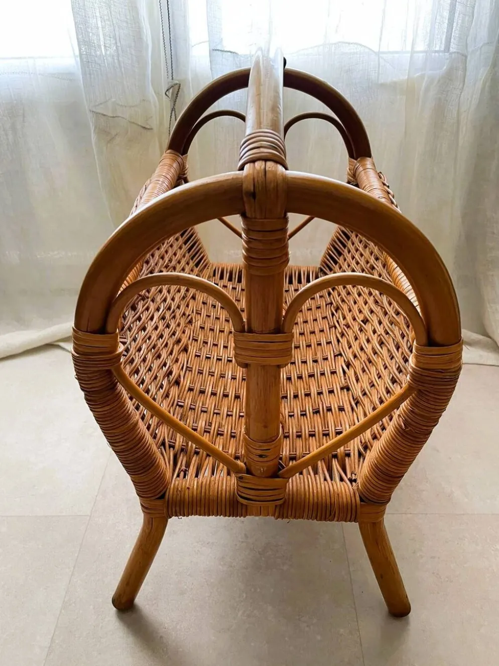 Panier / porte-revues rotin vintage