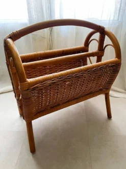 Panier / porte-revues rotin vintage