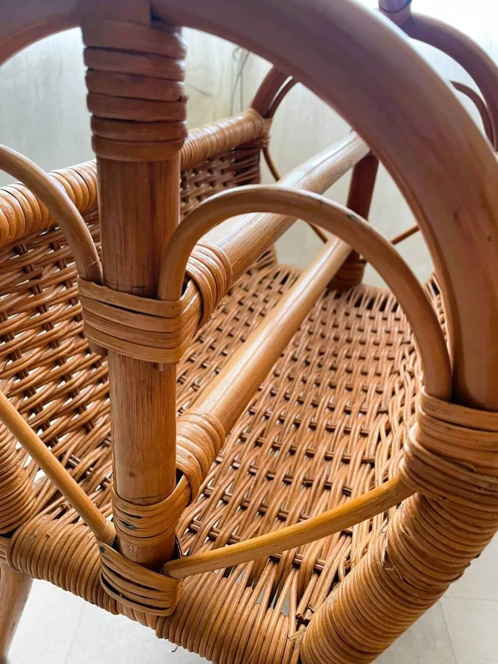 Panier / porte-revues rotin vintage