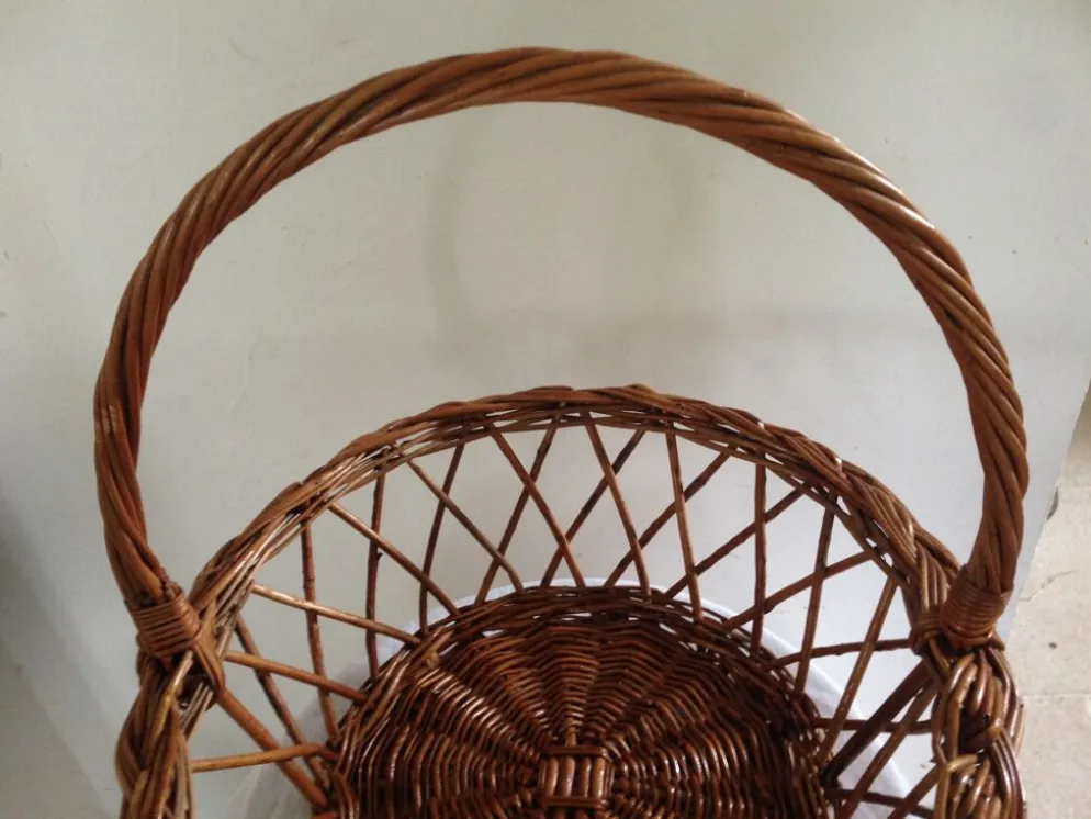 Panier rond ancien jours croisés