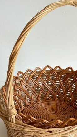Paniers en rotin vintage