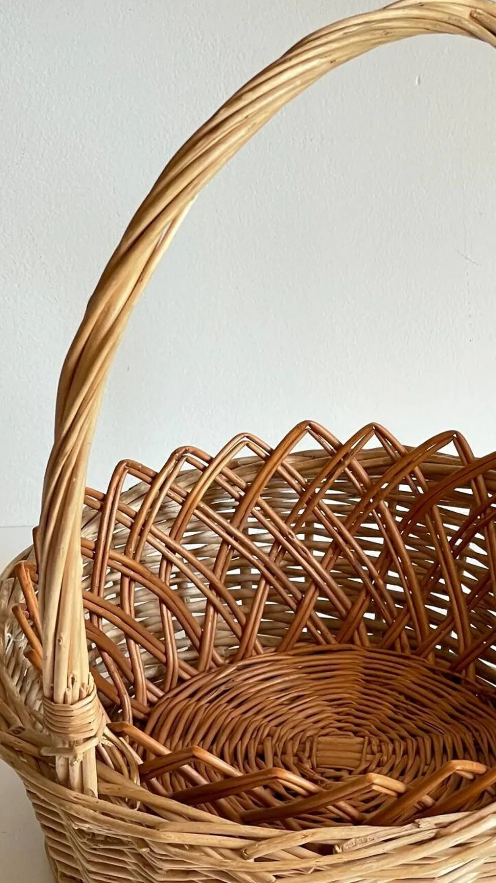Paniers en rotin vintage