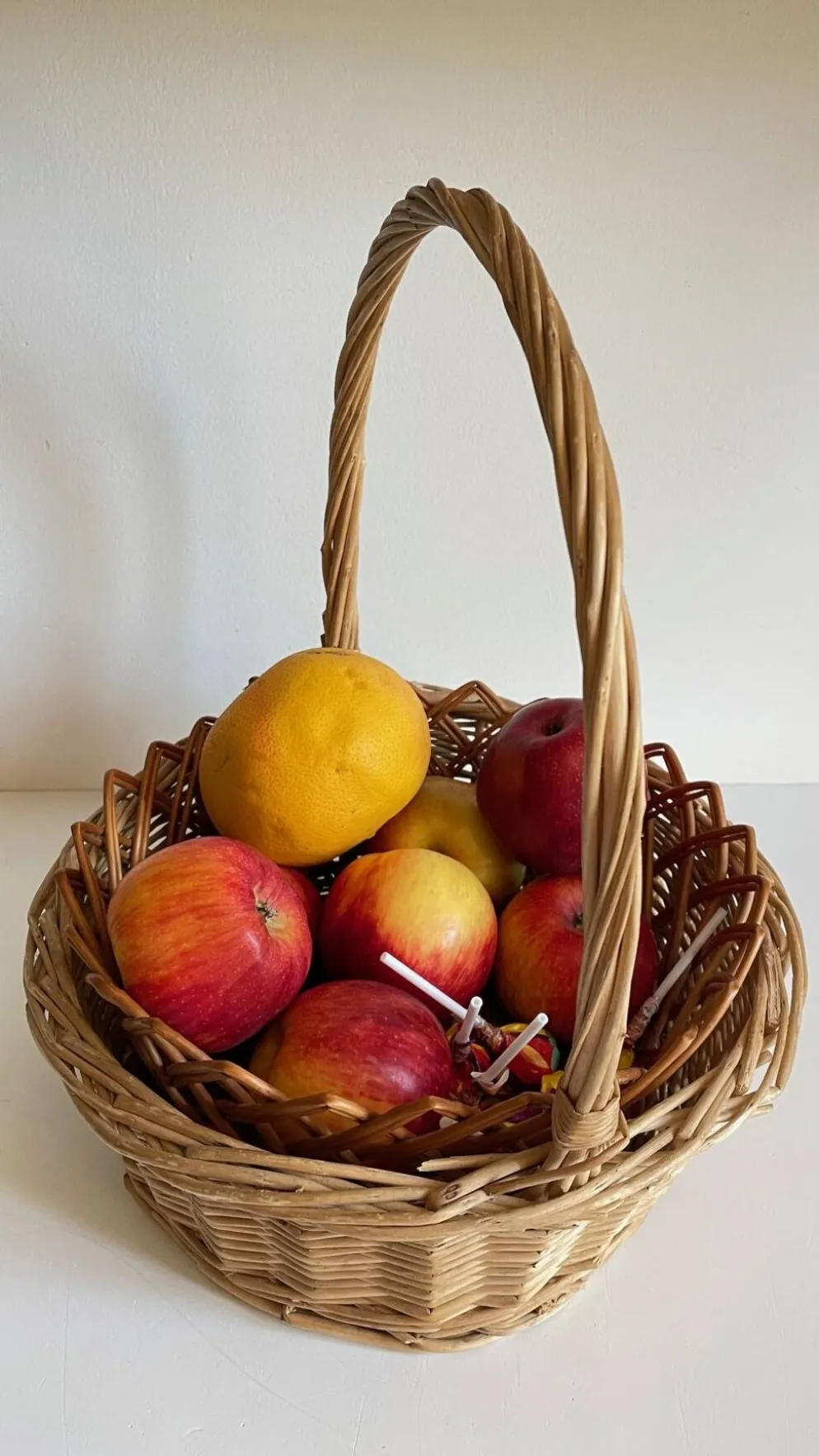 Paniers en rotin vintage