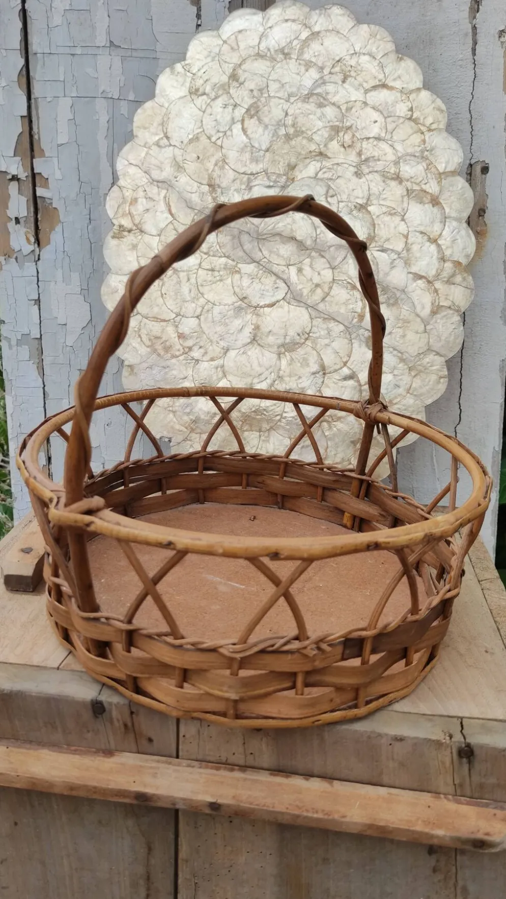 Panier vintage en bois et rotin