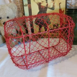 Panier vintage en fer de grillage