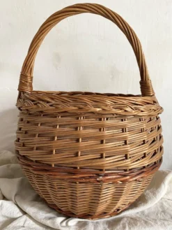 Panier vintage en osier tressé