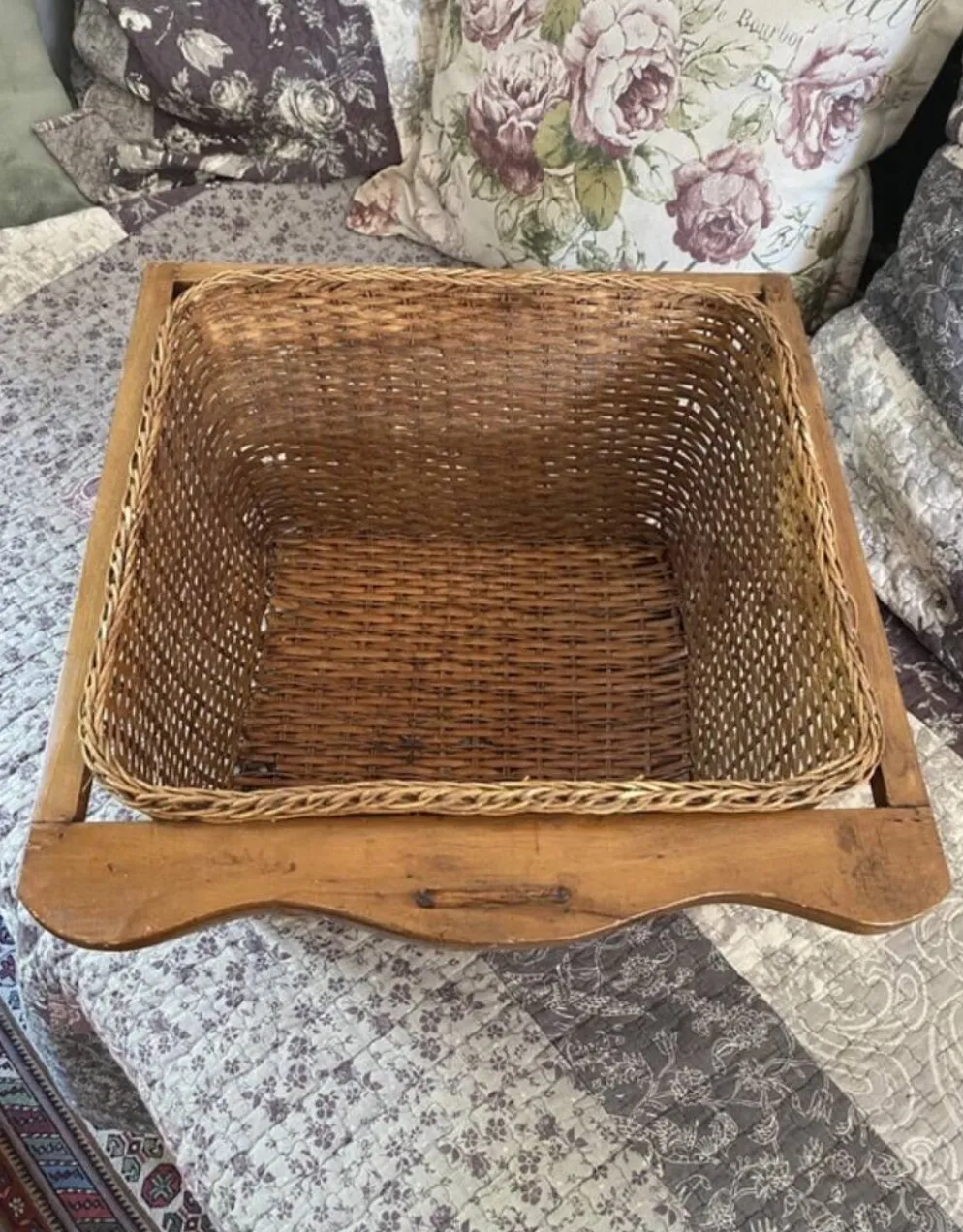 Panière en bois et osier