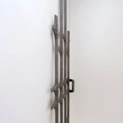 Panneau de porte brutaliste en aluminium coulé dans le style de Paul Evans, années 1960