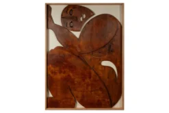 Panneau en bas-relief « Sortez du cadre !» en bois patiné. Contemporain