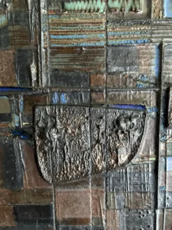 Panneau en céramique brutalisme
