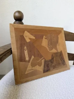 Panneau en marqueterie de bois inspiré de Picasso