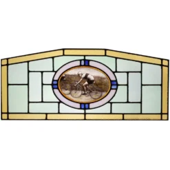 Panneau en verre teinté Art Déco représentant des cyclistes en mouvement, Belgique vers 1910