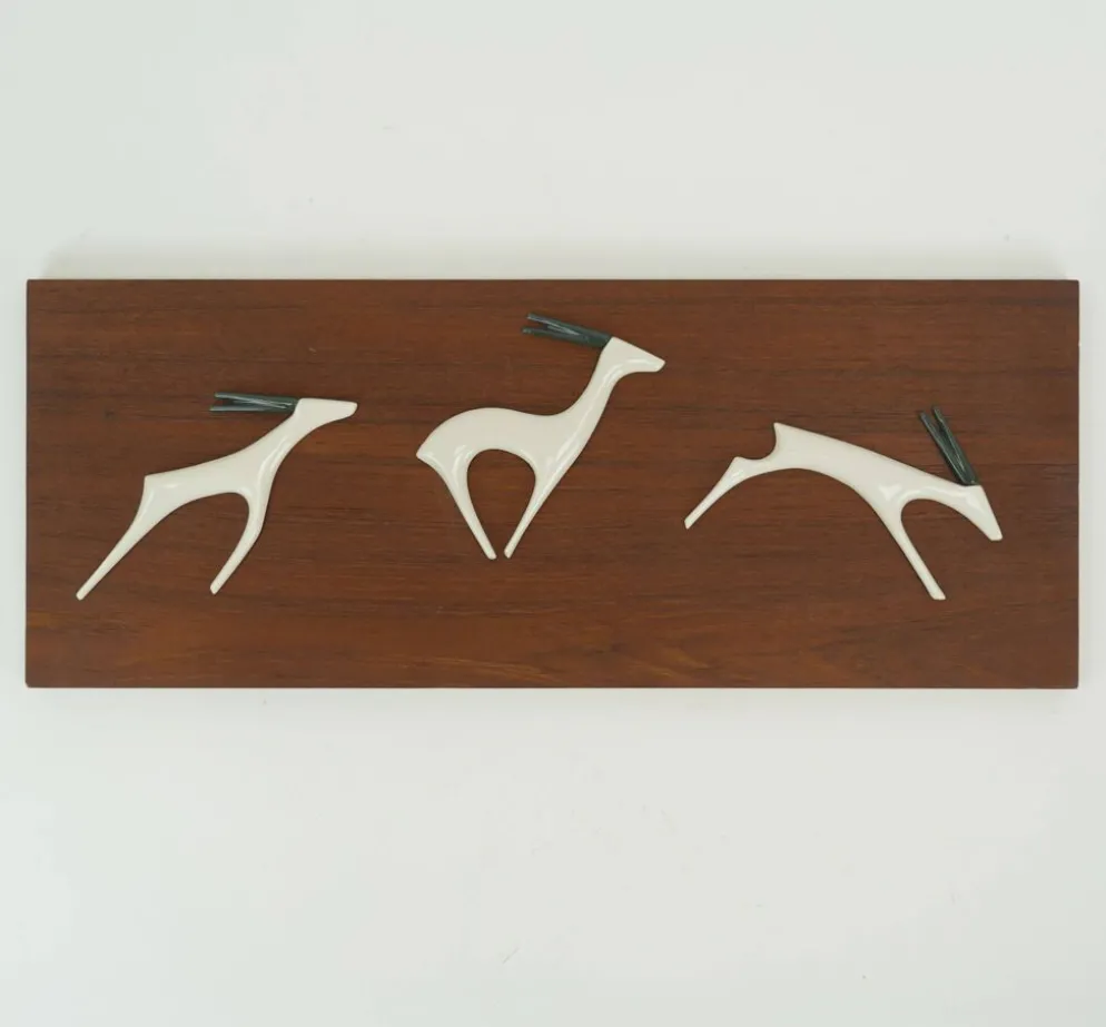 panneau mural en teck porcelaine antilopes sgrafo design moderne années 60 peter mueller
