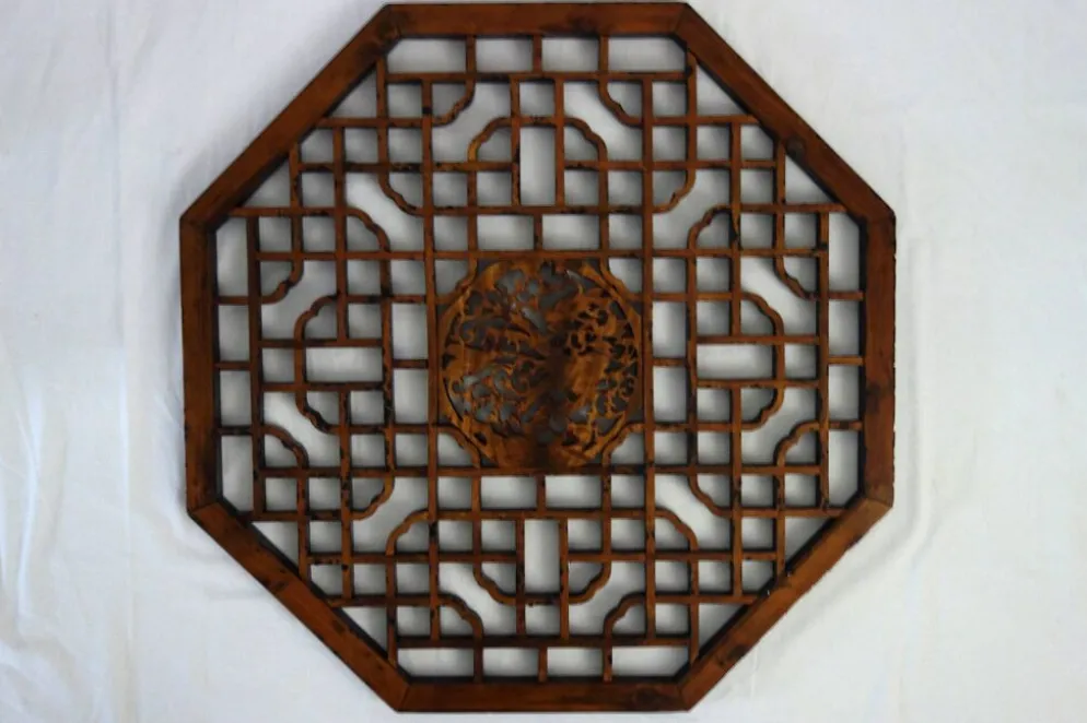 Panneau mural octogonal bois sculpté, milieu XXème, Chine
