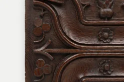 Panneau sculpté gothique en chêne, Belgique, XVIe siècle