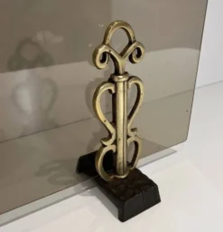 Pare-Feu en Verre Fumé sur Supports en Bronze Art Déco dans le Goût de Raym