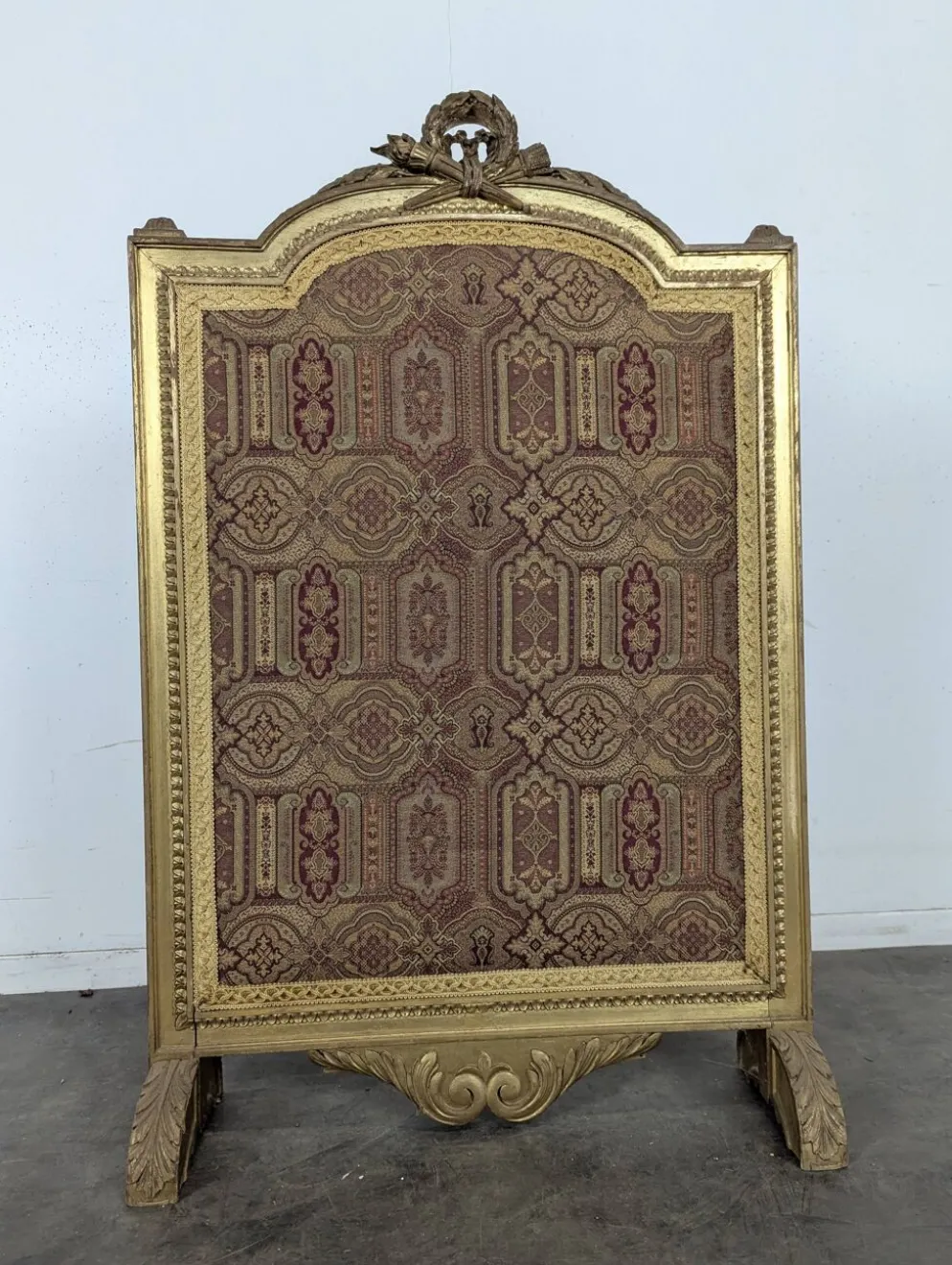 Pare-feu Louis XVI en bois doré à tapisserie
