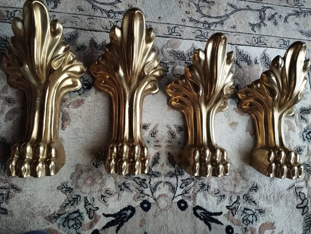 4 pattes de meuble en bronze massif