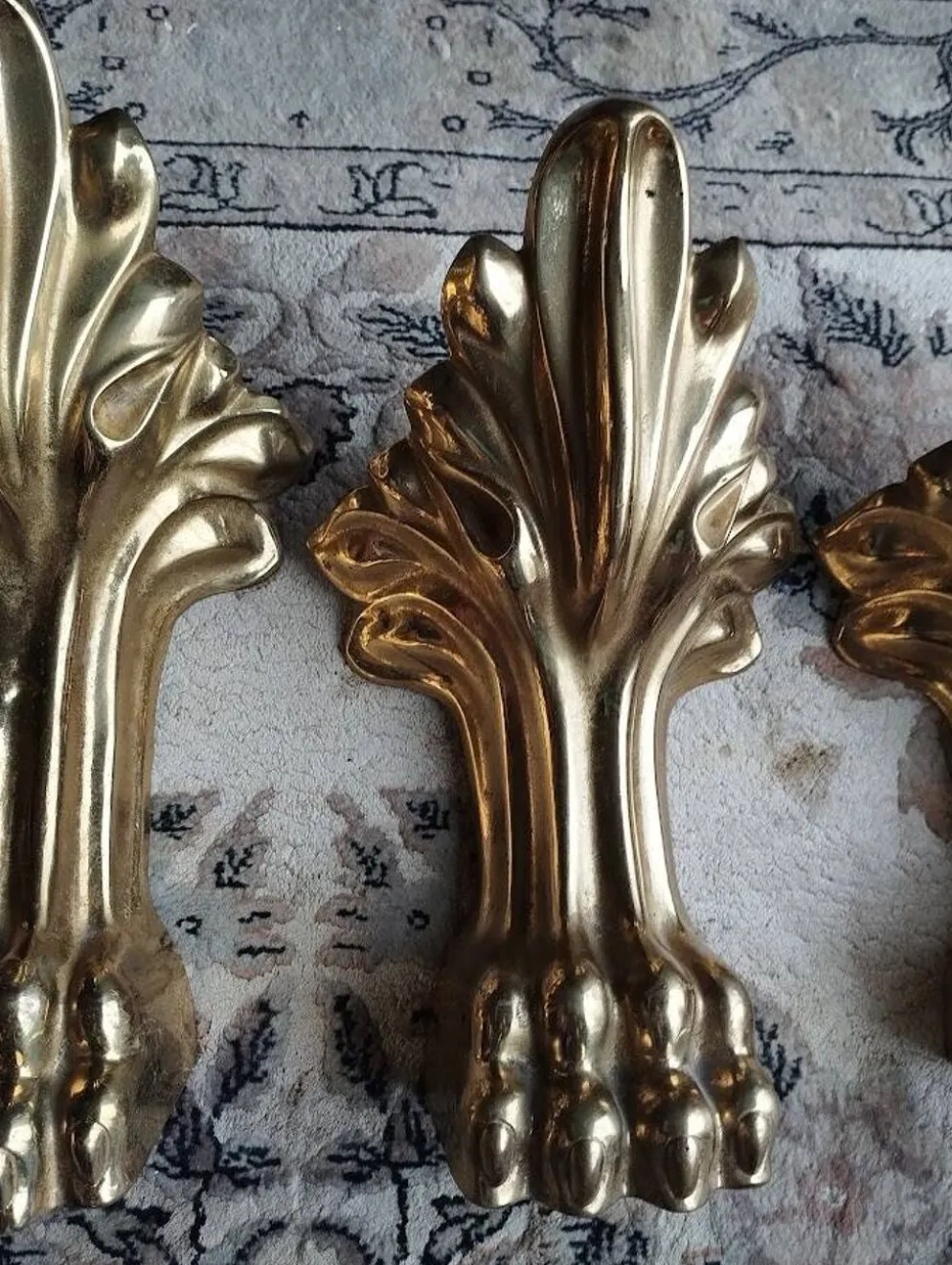 4 pattes de meuble en bronze massif