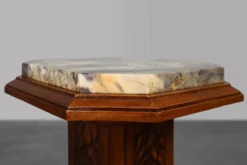 Pédestal Art Déco en chêne et marbre, France, années 1920