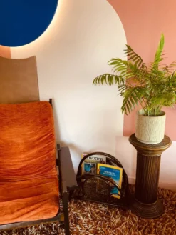 Pédestal à plantes en rotin vintage