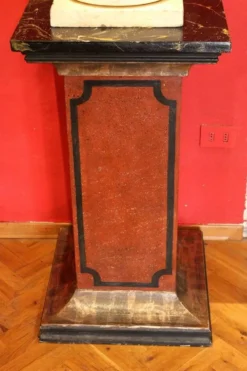 Pédestaux ou colonnes architecturaux en laque faux marbre italien du 19ème siècle, ensemble de 2