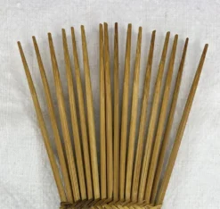 Peigne traditionnel Luba / Congo en bois et osier tressé